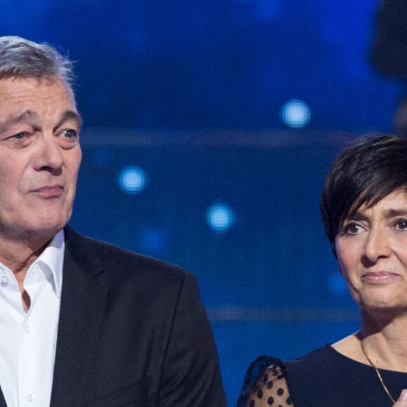 Laurence et Pierre Lemarchal (Parents de Grégory Lemarchal) - Emission hommage à "Grégory Lemarchal, 10 ans après l'histoire continue" au Zénith de Paris et retransmis en direct sur TF1 le 7 janvier 2017.  © Cyril Moreau/Bestimage
