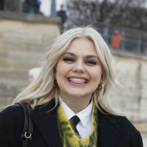 Louane Emera - Défilé Dior Femme Automne/Hiver 2022/2023 lors de la Fashion Week de Paris, le 1er mars 2022. © Denis Guignebourg/Bestimage 