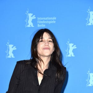 Charlotte Gainsbourg au photocall du film "Les Passagers de la Nuit" lors de la 72ème édition du festival international du film de Berlin (La Berlinale 2022), le 13 février 2022. 