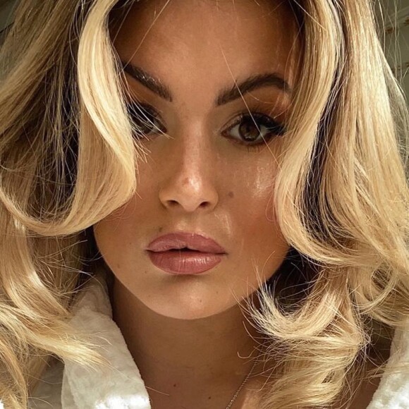 Carla Moreau est mariée à Kevin Guedj avec qui elle a eu une petite fille prénommée Ruby - Instagram