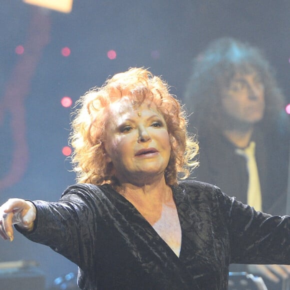 Exclusif - Concert de Régine au théâtre des Folies Bergère à Paris le 14 février 2016. © Coadic Guirec/Bestimage