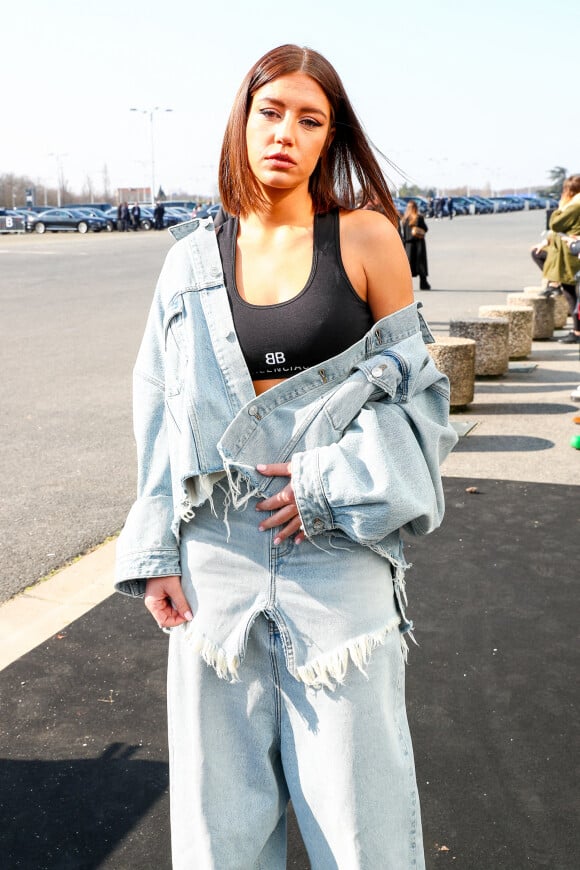 Adèle Exarchopoulos - Arrivées au défilé Balenciaga Automne/Hiver 2022/2023 lors de la Fashion Week de Paris au Bourget à Paris, France, le 6 mars 2022. © Da Silva-Perusseau/Bestimage 