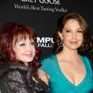 Naomi Judd et Ashley Judd - Première du film "Olympus Has Fallen" à Hollywood