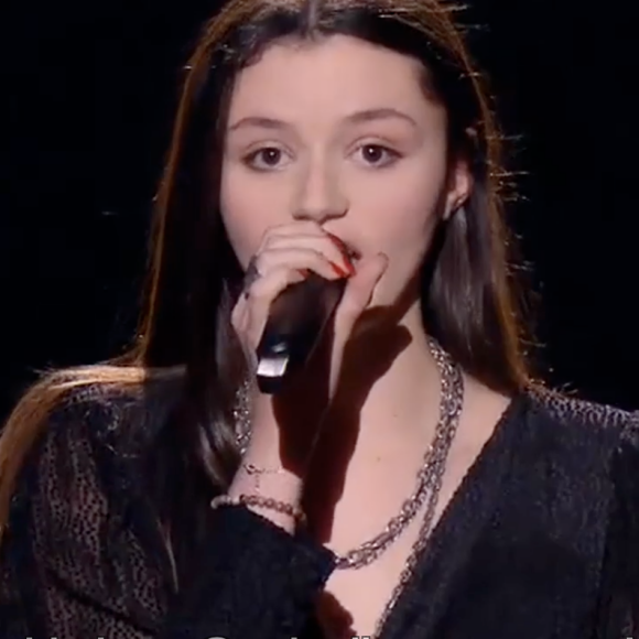 Nour de l'équipe de Florent Pagny lors des super cross-battles de "The Voice" - Émission du 7 mai 2022, TF1