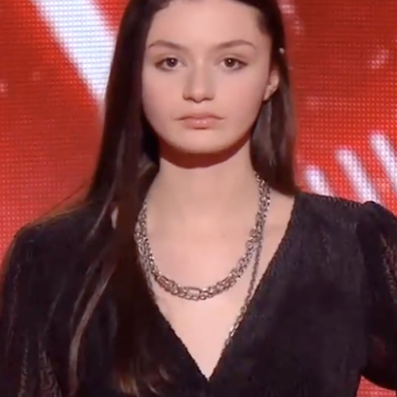 Nour de l'équipe de Florent Pagny lors des super cross-battles de "The Voice" - Émission du 7 mai 2022, TF1
