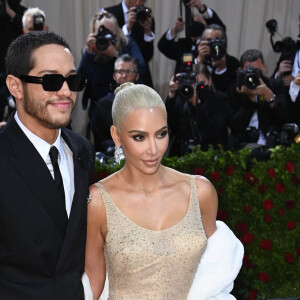 Kim Kardashian et Pete Davidson - Les célébrités arrivent à la soirée du "MET Gala 2022 : In America: An Anthology of Fashion" à New York, le 2 mai 2022.