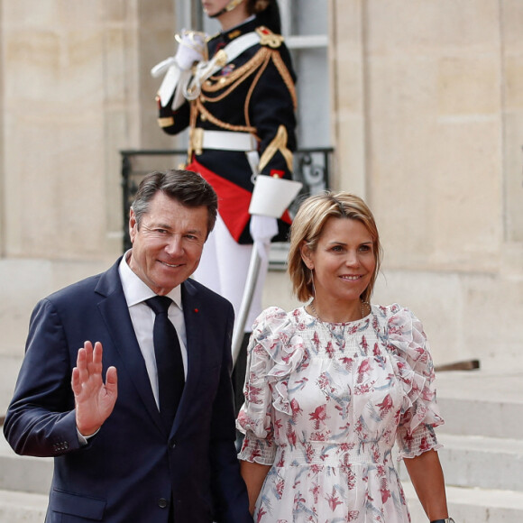 Christian Estrosi et sa femme Laura Tenoudji - Arrivées des personnalités - Cérémonie d'investiture du Président de la République à Paris le 7 mai 2022 © Aurelien Morissard / Panoramic / Bestimage