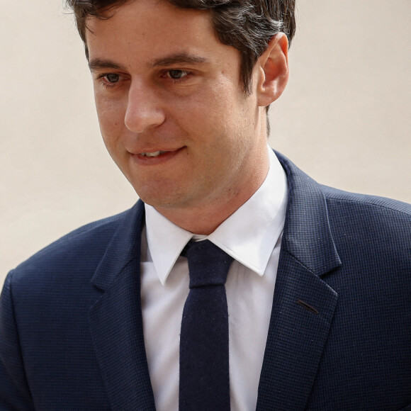Gabriel Attal - Arrivées des personnalités - Cérémonie d'investiture du Président de la République à Paris le 7 mai 2022 © Aurelien Morissard / Panoramic / Bestimage