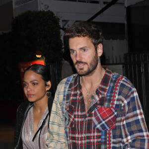 Exclusif - Matt Pokora (M. Pokora) et sa femme Christina Milian ont dîné avec Tony Parker au restaurant Giorgio Baldi à Santa Monica le 9 janvier 2021.  Santa Monica, CA - EXCLUSIVE - Christina Milian and M. Pokora are seen outside of Giorgio Baldi saying there goodbyes after having dinner in Santa Monica. 