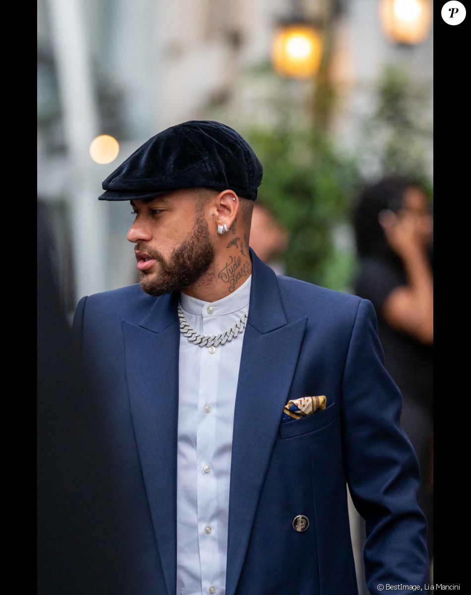 Neymar - Arrivées à la soirée de gala caritatif de l'association For Hope (association cofondée par Idrissa.Gueye) dans les salons Hoche à Paris le 12 mai 2022. © Lia Mancini / Panoramic / Bestimage