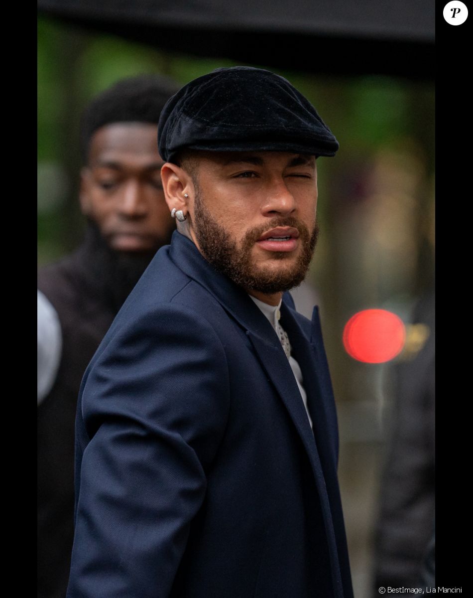 Neymar - Arrivées à la soirée de gala caritatif de l'association For Hope (association cofondée par Idrissa.Gueye) dans les salons Hoche à Paris le 12 mai 2022. © Lia Mancini / Panoramic / Bestimage