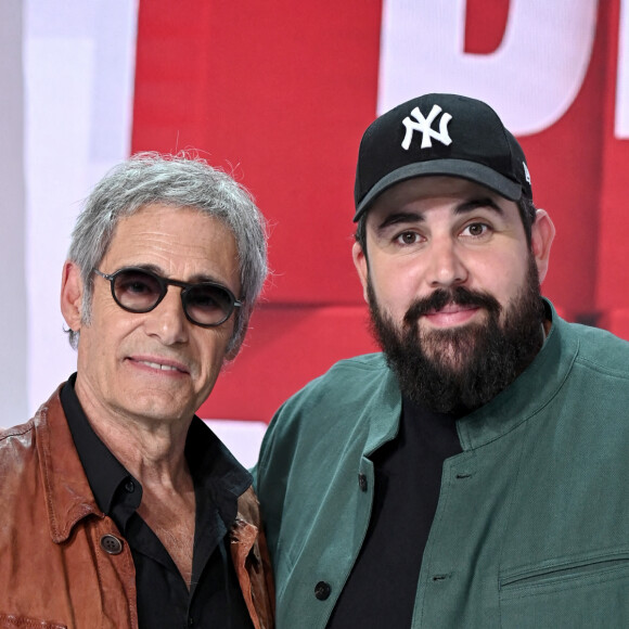 Exclusif - Gérard Lanvin et Artus - Enregistrement de l'émission Vivement dimanche au studio Gabriel, presentée par Michel Drucker . Diffusion sur France 2 le 15 mai 2022. 