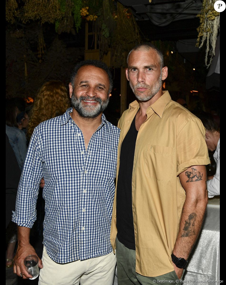 Exclusif - Yannig Samot, Gianni Giardinelli - Soirée du 49ème anniversaire de Sandra Sisley (née le 25 avril) et les 6 ans de "Retrouvite" avec son mari Tomer au restaurant Mamamia à Paris © Pierre Perusseau/Bestimage