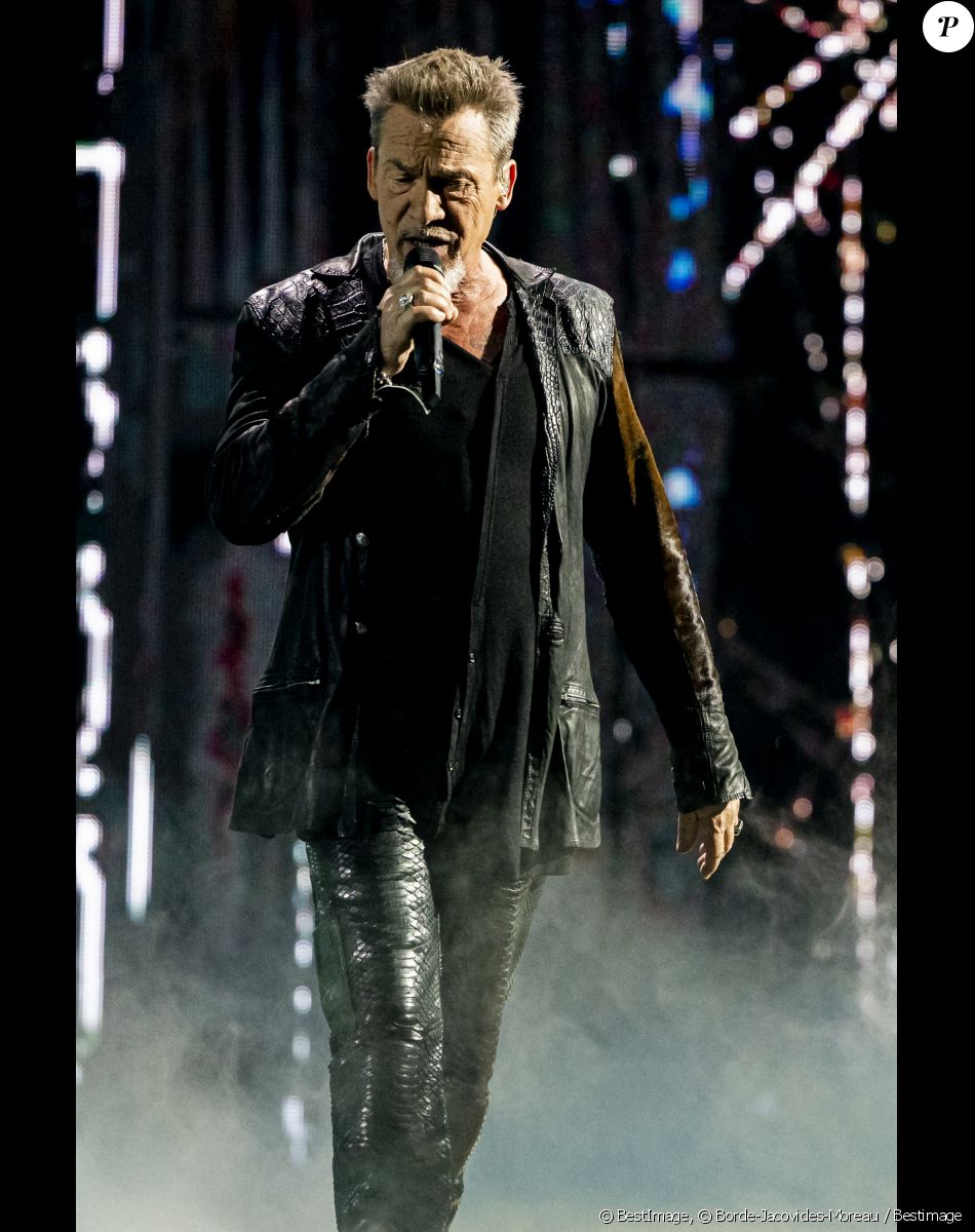 Exclusif - Florent Pagny - Concert hommage à Johnny Hallyday "Que je t'aime" à l'AccorHotels Arena Paris Bercy à Paris. Le 14 septembre 2021 © Borde-Jacovides-Moreau / Bestimage
