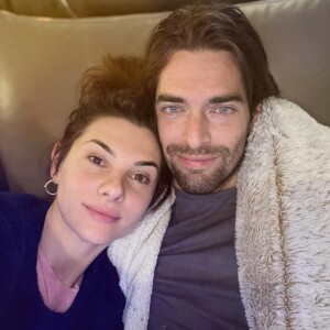 Alice Detollenaere et Camille Lacourt sur Instagram