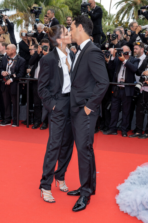 Iris Mittenaere et son compagnon Diego El Glaoui - Montée des marches du film " Top Gun : Maverick " lors du 75ème Festival International du Film de Cannes. Le 18 mai 2022 © Olivier Borde / Bestimage 