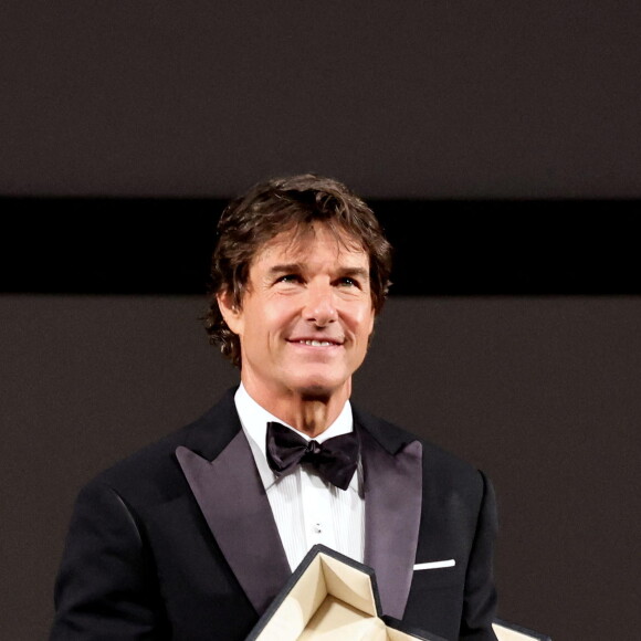 Remise de la palme d'honneur à Tom Cruise lors du 75ème Festival International du Film de Cannes. Le 18 mai 2022 © Dominique Jacovides / Bestimage 