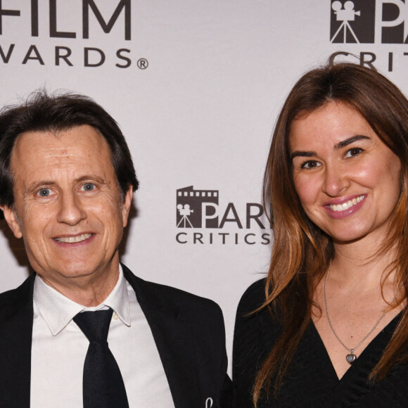 Vincent Perrot et sa femme Virginie - Photocall de la première édition du "Paris Film Critics Awards" à l'hôtel Royal Monceau à Paris le 7 février 2022. © Rachid Bellak/Bestimage