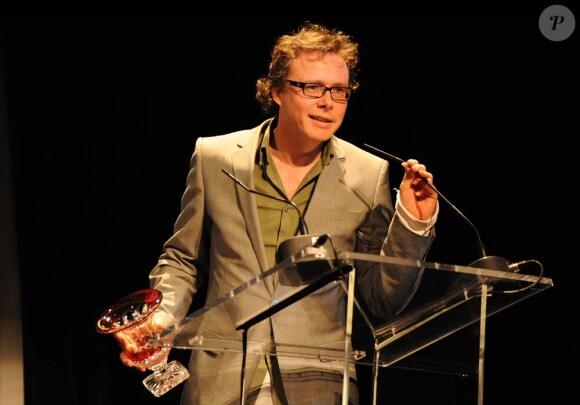 Anno Saul et le Grand Prix du Jury pour son film The Door, à l'occasion de la cérémonie de clôture du 17e festival Fantastic'Arts, à Gerardmer, le 31 janvier 2010.