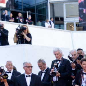 Vincent Lindon, président du jury, Deepika Padukone (membre du jury) - Montée des marches du film " Armageddon Time " lors du 75ème Festival International du Film de Cannes. Le 19 mai 2022 © Cyril Moreau / Bestimage 