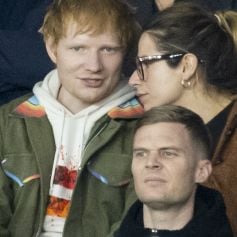 Ed Sheeran et sa femme Cherry Seaborn - People assistent à la victoire du PSG (2) face à Manchester City (0) lors de la deuxième journée de la Ligue des champions au Parc des Princes à Paris le 28 septembre 2021. © Cyril Moreau/Bestimage 