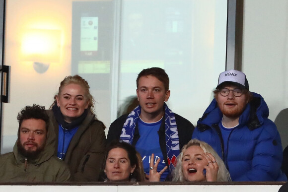 Ed Sheeran et sa femme Cherry Seaborn assistent à un match de football à Ipswich le 1er février 2020. 