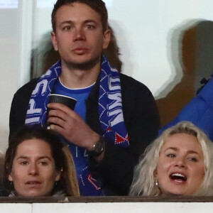 Ed Sheeran et sa femme Cherry Seaborn assistent à un match de football à Ipswich le 1er février 2020. 