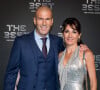 Zinedine Zidane et sa femme Véronique - Les célébrités arrivent à la cérémonie des Trophées Fifa au Royal Festival Hall à Londres, Royaume Uni. © Cyril Moreau/Bestimage