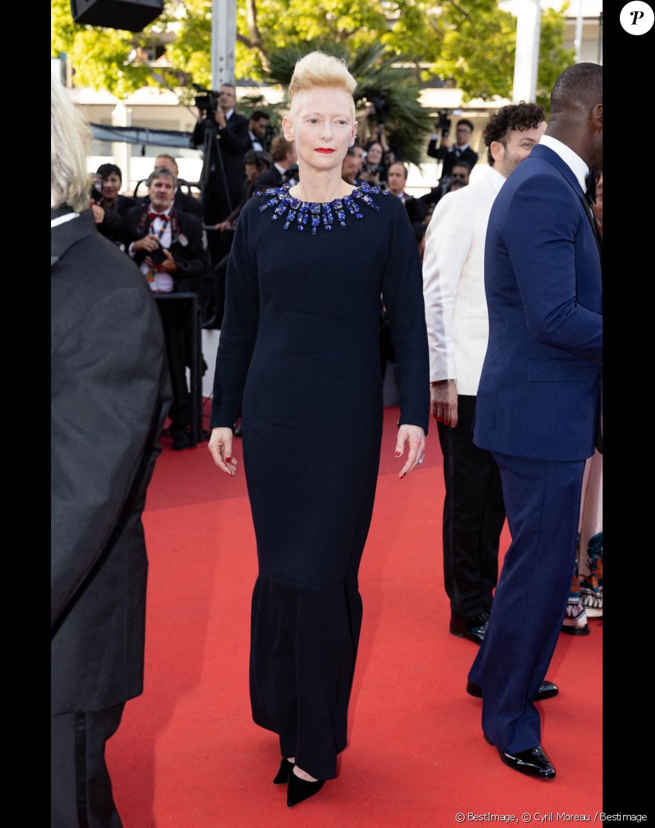 Tilda Swinton - Montée des marches du film " Three Thousand Years of Longing (3000 ans à t'attendre) " lors du 75ème Festival International du Film de Cannes. Le 20 mai 2022 © Cyril Moreau / Bestimage