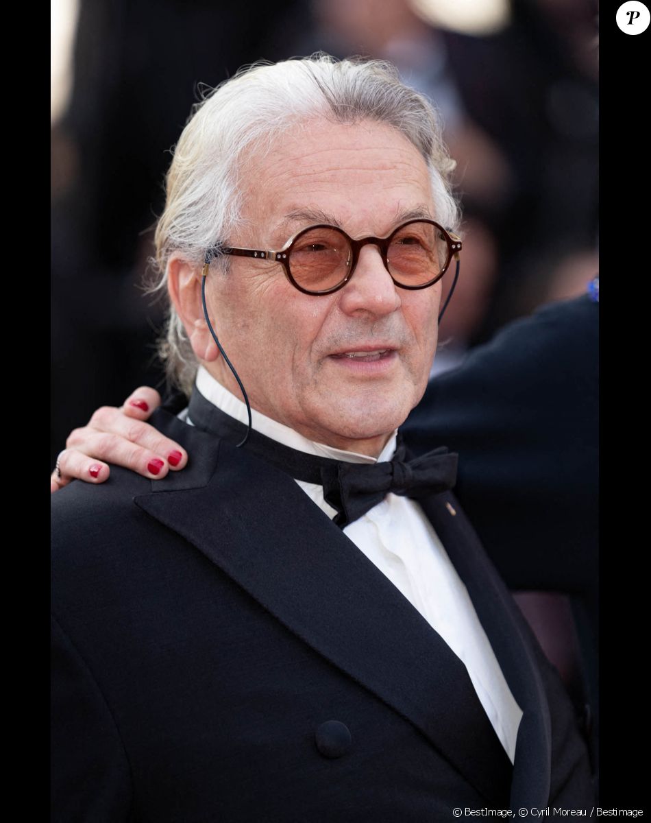 George Miller - Montée des marches du film " Three Thousand Years of Longing (3000 ans à t'attendre) " lors du 75ème Festival International du Film de Cannes. Le 20 mai 2022 © Cyril Moreau / Bestimage