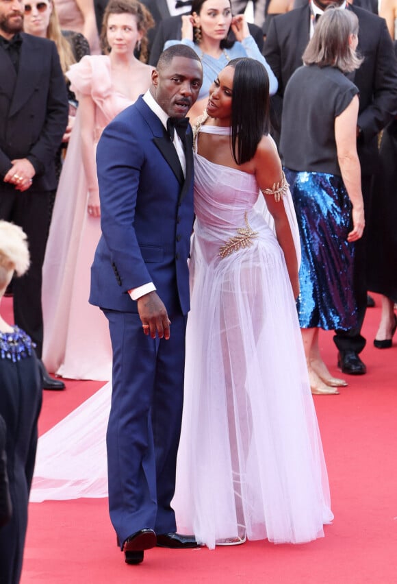 Idris Elba et sa femme Sabrina - Montée des marches du film " Three Thousand Years of Longing (3000 ans à t'attendre) " lors du 75ème Festival International du Film de Cannes. Le 20 mai 2022 © Dominique Jacovides / Bestimage 