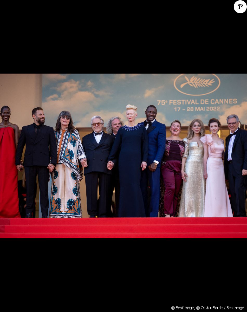 Aamito Lagum, Nicolas Mouawad, Margaret Sixel, George Miller, Douglas Mitchell, Tilda Swinton, Idris Elba, Augusta Gore, Zerrin Tekindor, Ece Yüksel, guest - Montée des marches du film " Three Thousand Years of Longing (3000 ans à t'attendre) " lors du 75ème Festival International du Film de Cannes. Le 20 mai 2022 © Olivier Borde / Bestimage