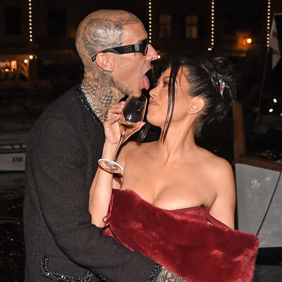 Kourtney Kardashian et son mari Travis Barker ont décidé de se remarier en Italie. 