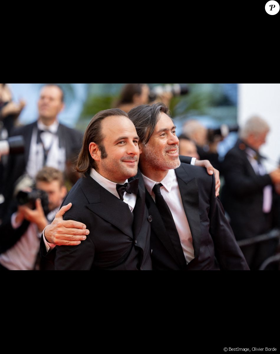 Vincent Macaigne, Emmanuel Mouret - Montée des marches du film " Triangle of Sadness (Sans filtre) " lors du 75ème Festival International du Film de Cannes. Le 21 mai 2022 © Olivier Borde / Bestimage