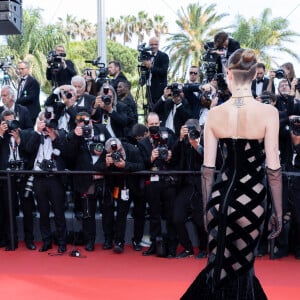 Cara Delevingne - Montée des marches du film " L'Innocent " lors du 75ème Festival International du Film de Cannes. Le 24 mai 2022 © Olivier Borde / Bestimage 