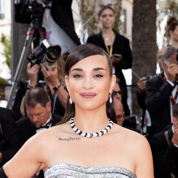 Camelia Jordana - Montée des marches du film " L'Innocent " lors du 75ème Festival International du Film de Cannes. Le 24 mai 2022 © Cyril Moreau / Bestimage 