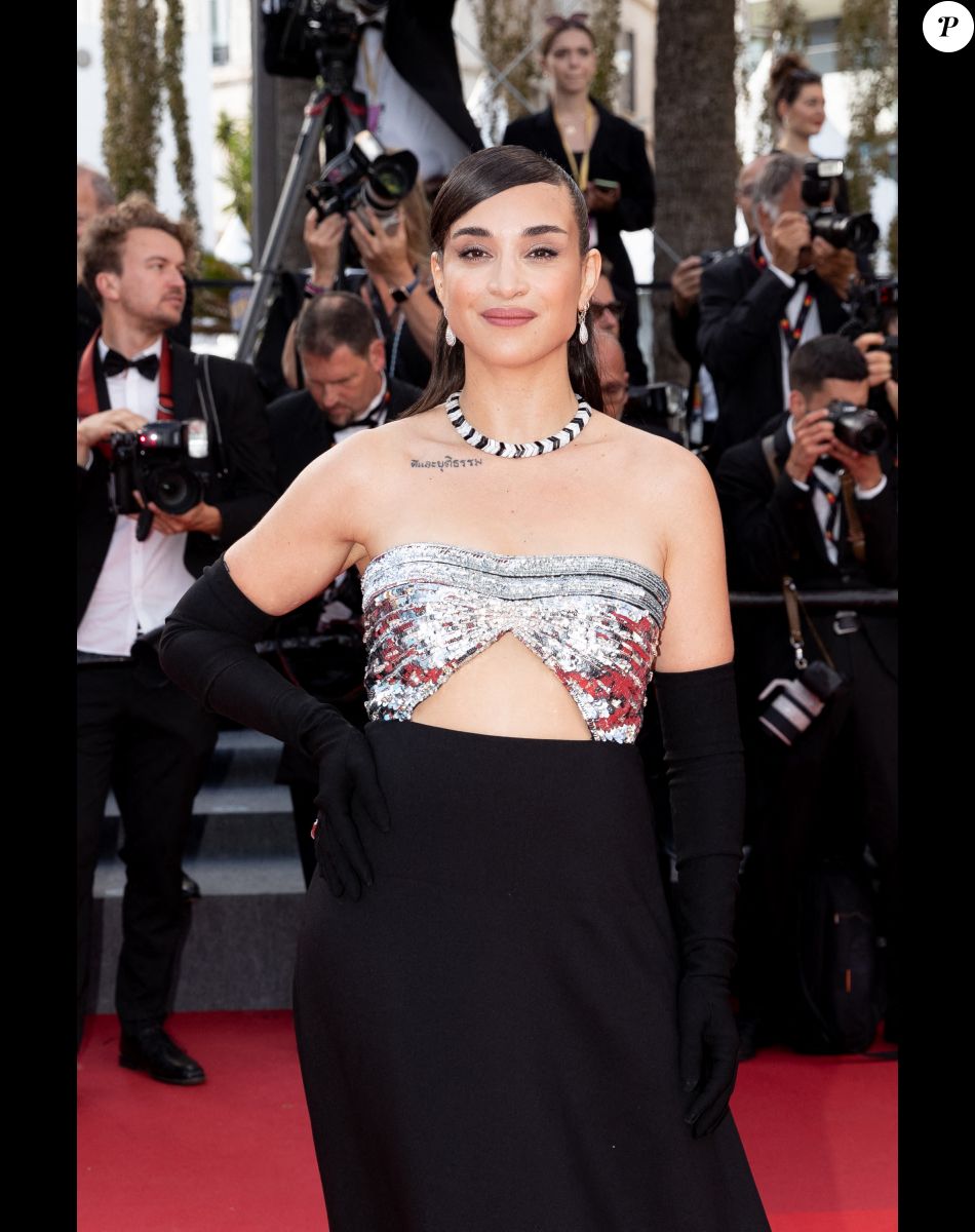 Camelia Jordana - Montée des marches du film " L'Innocent " lors du 75ème Festival International du Film de Cannes. Le 24 mai 2022 © Cyril Moreau / Bestimage