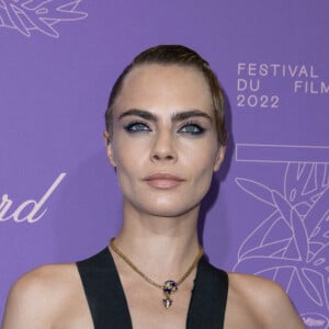 Cara Delevingne - Photocall du dîner du 75ème Festival International du Film de Cannes. Le 24 mai 2022