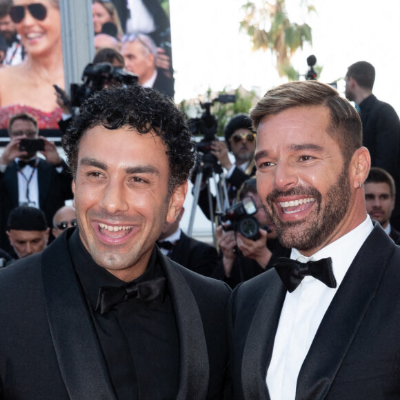 Jwan Yosef et son mari Ricky Martin - Montée des marches du film " Elvis " lors du 75ème Festival International du Film de Cannes. Le 25 mai 2022 © Cyril Moreau / Bestimage