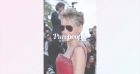 Sharon Stone moulée dans une robe en cuir fendue, l'actrice embrase le tapis rouge !
