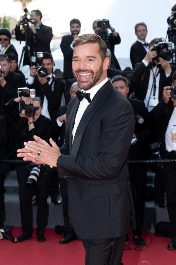 Ricky Martin - Montée des marches du film "Elvis" lors du 75e Festival International du Film de Cannes. Le 25 mai 2022. © Cyril Moreau / Bestimage