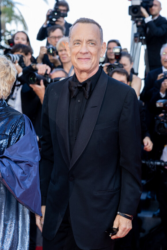 Tom Hanks - Montée des marches du film "Elvis" lors du 75e Festival International du Film de Cannes. Le 25 mai 2022. © Olivier Borde / Bestimage