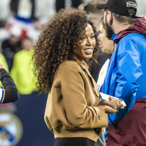 Cora Gauthier, la femme de Karim Benzema - Les joueurs du Real Madrid célèbrent en famille la victoire de leur équipe face à Liverpool (1-0) en finale de la Ligue des champions au stade de France, le 28 mai 2022. Saint-Denis. © Cyril Moreau / Bestimage