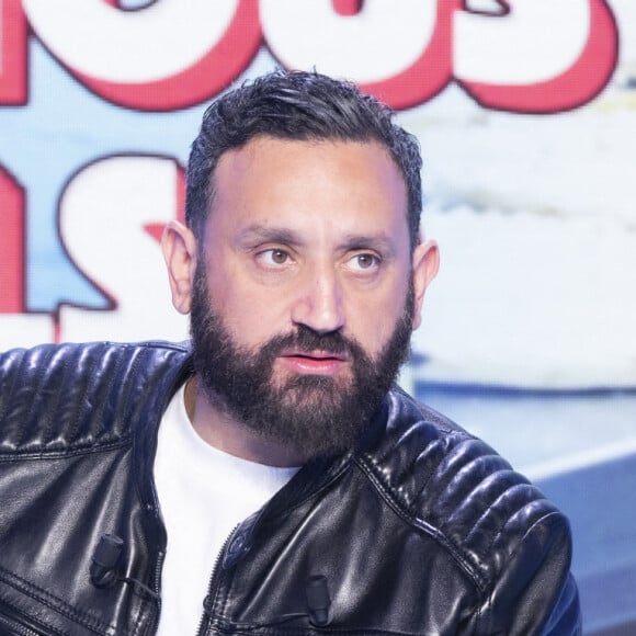 Exclusif - Cyril Hanouna - Sur le plateau de l'émission TPMP (Touche Pas à Mon Poste) présentée en direct par C.Hanouna et diffusée sur C8 - Paris le 05/04/2022 - © Jack Tribeca / Bestimage 