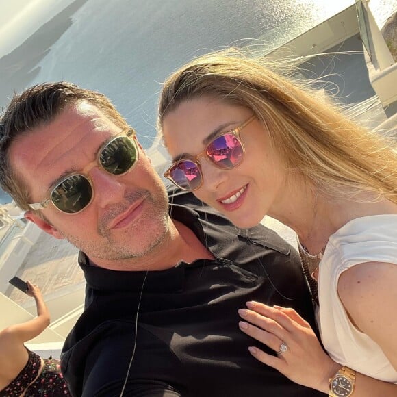 Arnaud Ducret et son épouse Claire en lune de miel. Instagram. Le 30 mai 2022.