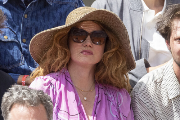 Marine Delterme - Célébrités dans les tribunes des internationaux de France de Roland Garros à Paris. © Cyril Moreau - Dominique Jacovides/Bestimage 