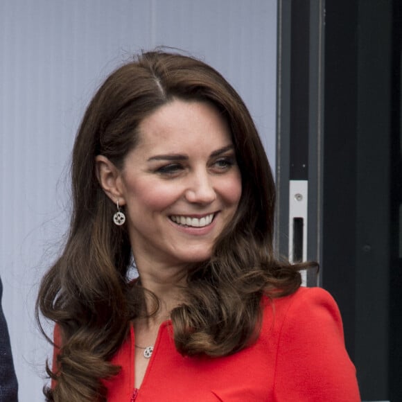 Le prince Harry et Catherine (Kate) Middleton, duchesse de Cambridge, assistent à l'ouverture officielle de "The Global Academy" à Londres, Royaume Uni, le 20 avril 2017.