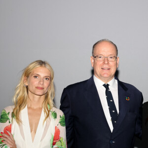 Le prince Albert II de Monaco, Mélanie Laurent - Le prince Albert II de Monaco inaugure l'exposition Mission Polaire avec Mélanie.Laurent, marraine de l'exposition, au musée océanographique de Monaco le 1er juin 2022. © Claudia Albuquerque / Bestimage 