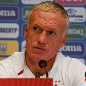 Décés - Didier Deschamps a dû quitté Clairefontaine après avoir appris le décès de son père dans la matinée - Didier Deschamps et Hugo Lloris en conférence de presse à Kiev, le 3 septembre 2021.