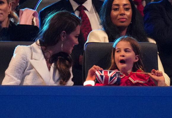 Kate Catherine Middleton, duchesse de Cambridge, et la princesse Charlotte - La famille royale d'Angleterre au concert du jubilé de platine de la reine d'Angleterre au palais de Buckingham à Londres. Le 4 juin 2022